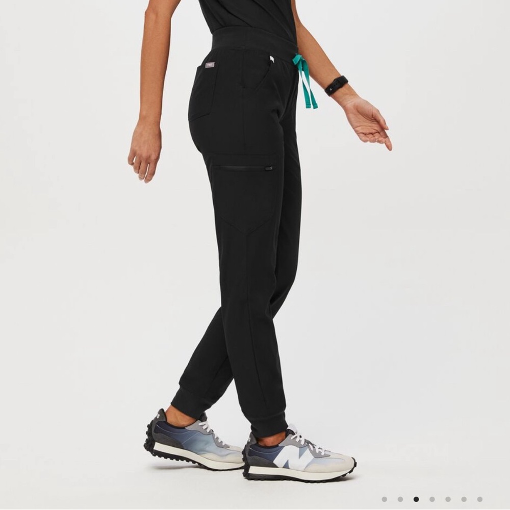 FIGS Zamora FREEx Lined Jogger Scrub Pants™ - Black XXS - Regular